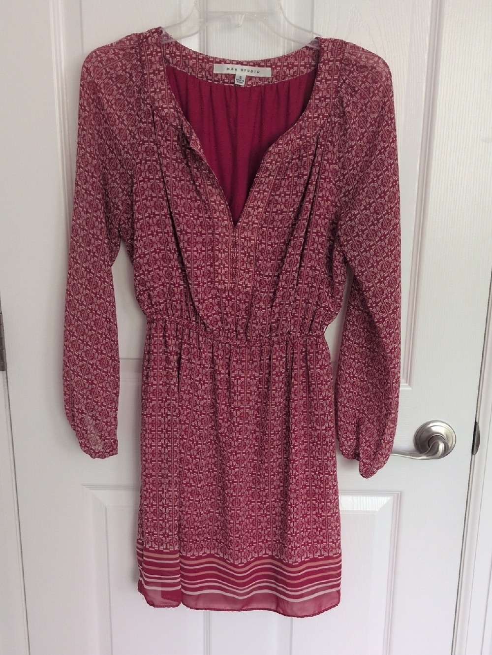 Max Studio Red & Cream Long Sleeve Split V Neck Peasant Dress - S